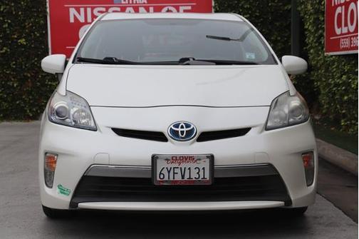 Photo 2 of 44 of 2012 Toyota Prius Plug-in