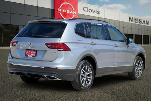 Pyrite Silver Metallic 2020 Volkswagen Tiguan 2.0T SE