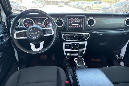 Bright White Clearcoat 2022 Jeep Gladiator Sport