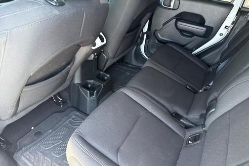 Bright White Clearcoat 2022 Jeep Gladiator Sport