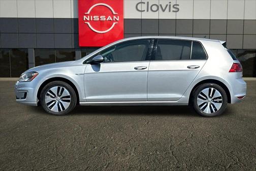 2016 Volkswagen e-Golf SE