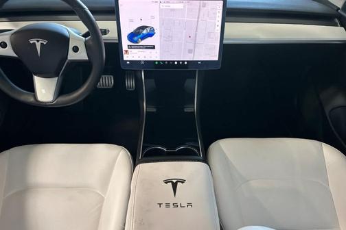 2019 Tesla Model 3 Performance