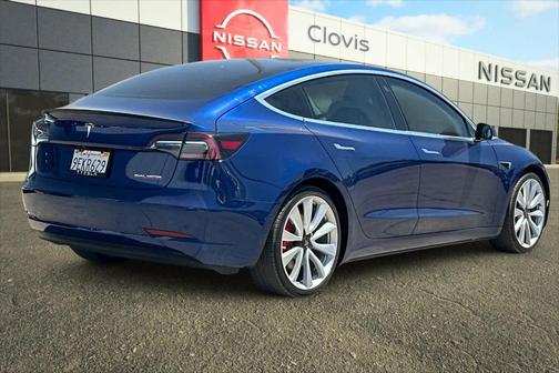 2019 Tesla Model 3 Performance