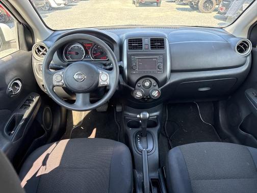 2013 Nissan Versa 1.6 SL