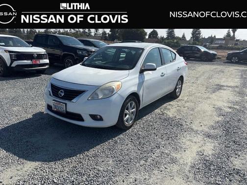 2013 Nissan Versa 1.6 SL