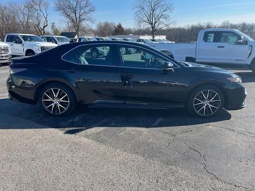 2023 Toyota Camry SE Nightshade