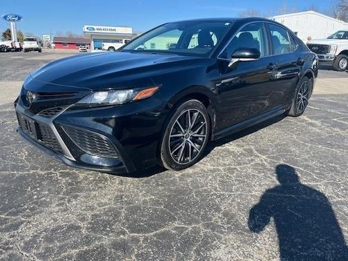 2023 Toyota Camry SE Nightshade