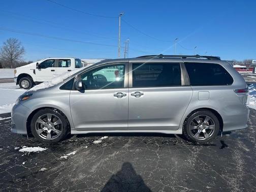 2017 Toyota Sienna SE Premium