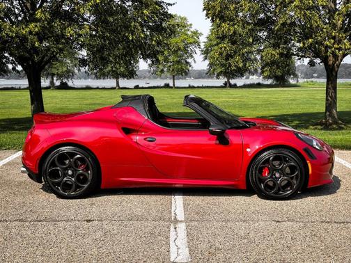 2018 Alfa Romeo 4C Spider Spider
