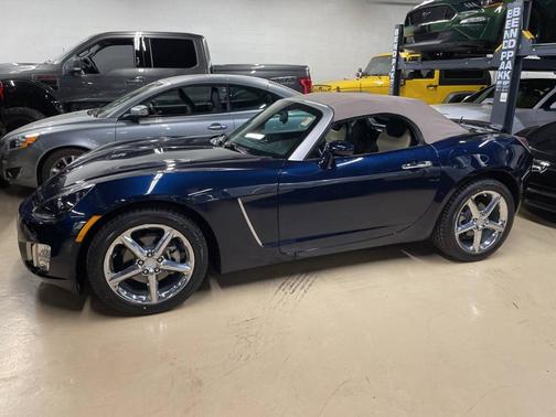 2008 Saturn Sky Red Line