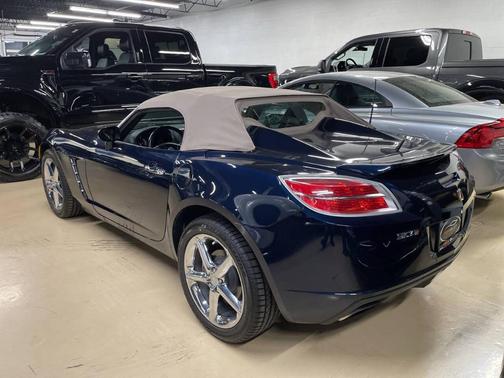 2008 Saturn Sky Red Line