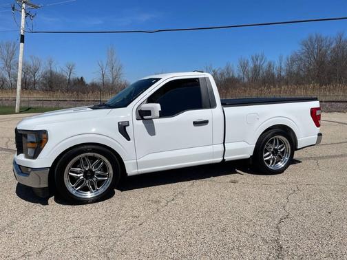 White 2023 Ford F-150 XL