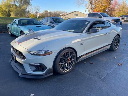 2022 Ford Mustang Mach 1