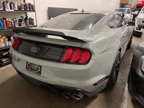 2022 Ford Mustang Mach 1