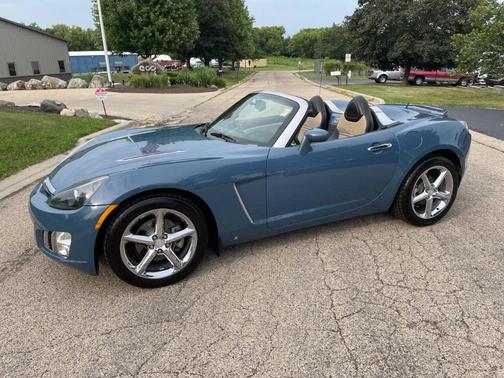 2007 Saturn Sky Red Line