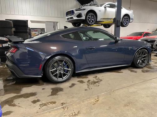 2024 Ford Mustang Dark Horse