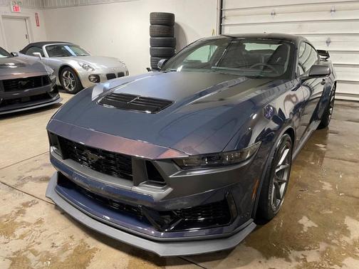 2024 Ford Mustang Dark Horse