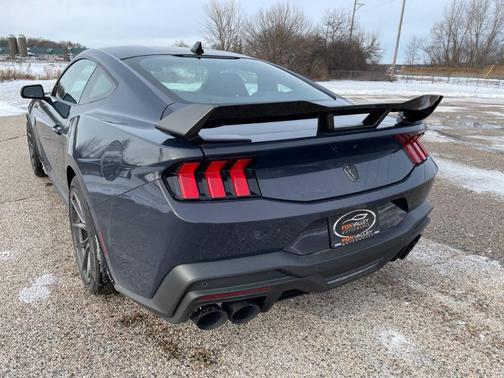 2024 Ford Mustang Dark Horse
