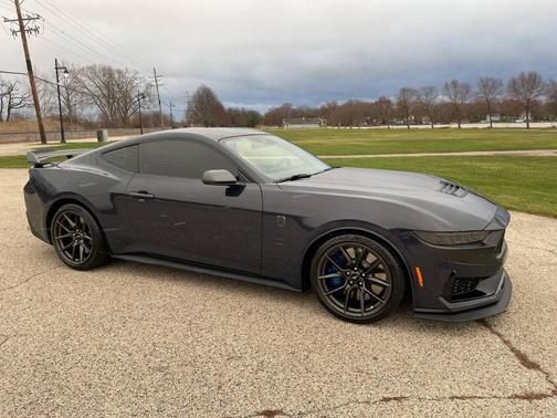 2024 Ford Mustang Dark Horse