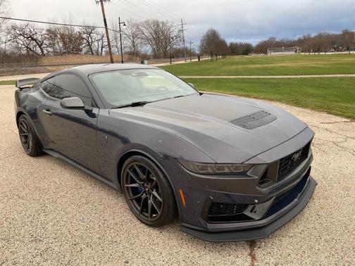 2024 Ford Mustang Dark Horse