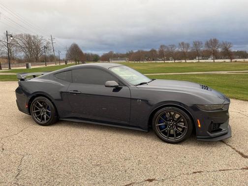 2024 Ford Mustang Dark Horse
