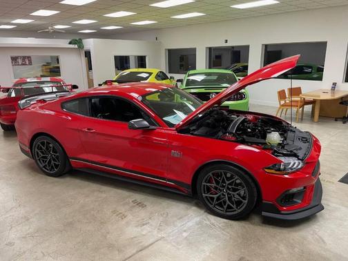 2022 Ford Mustang Mach 1