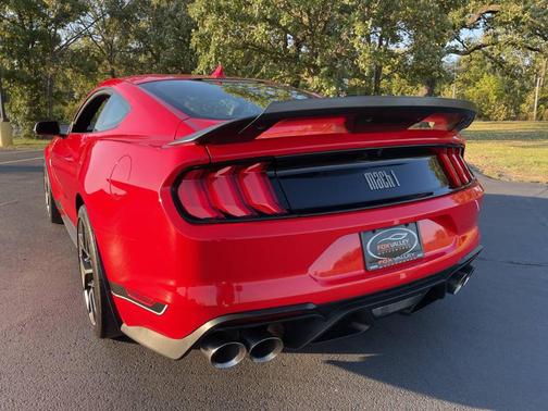 2022 Ford Mustang Mach 1