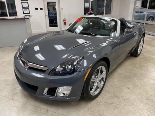 2008 Saturn Sky Red Line
