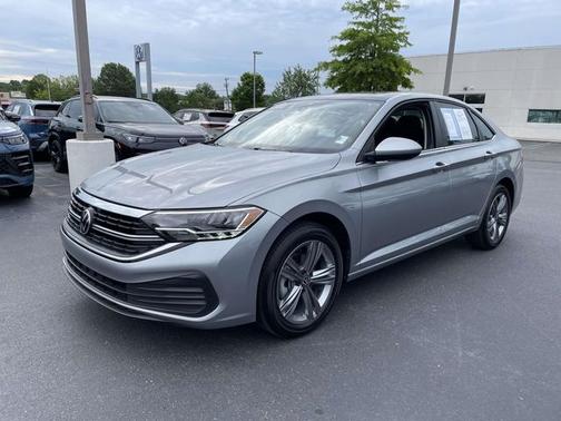 Pyrite Silver Metallic 2023 Volkswagen Jetta 1.5T SE