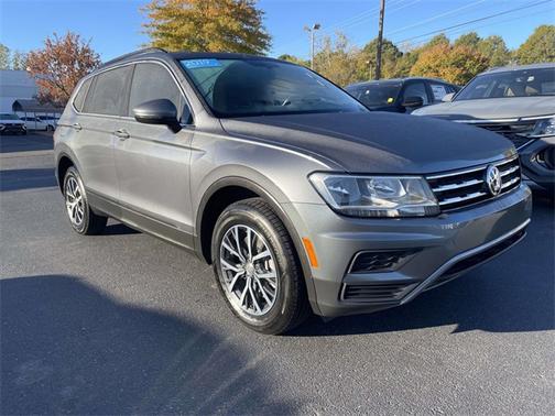 2019 Volkswagen Tiguan 2.0T SE