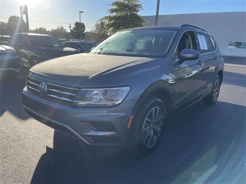 2019 Volkswagen Tiguan 2.0T SE