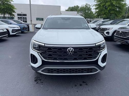 Pure White 2025 Volkswagen Atlas Cross Sport 2.0T SE w/ Technology