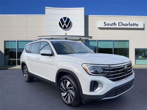 2024 Volkswagen Atlas 2.0T SE w/ Technology