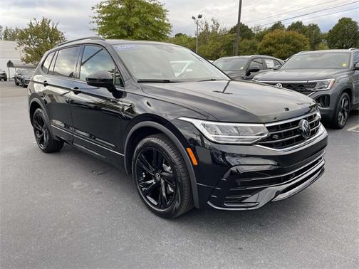 2024 Volkswagen Tiguan 2.0T SE R-Line Black