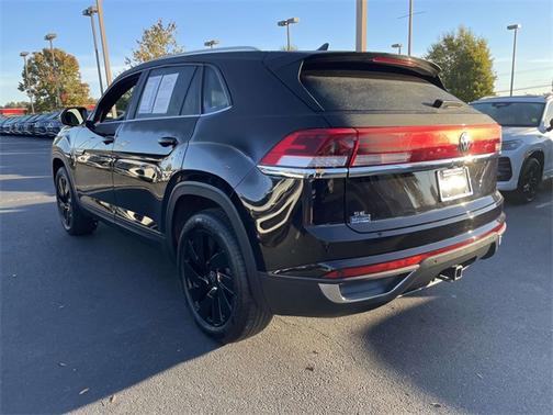 2025 Volkswagen Atlas Cross Sport 2.0T SE w/ Technology