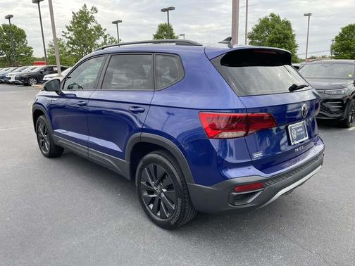 Blue Dusk 2023 Volkswagen Taos 1.5T S