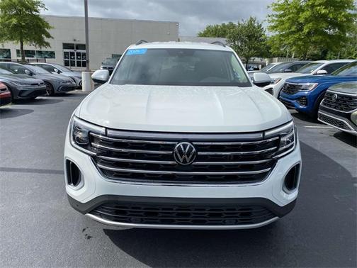 2024 Volkswagen Atlas 2.0T SE