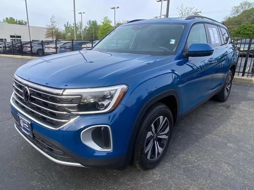 2025 Volkswagen Atlas 2.0T SE