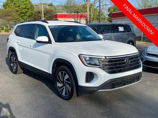 Pure White 2025 Volkswagen Atlas 2.0T SE w/ Technology