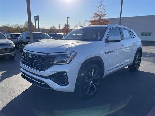 2025 Volkswagen Atlas Cross Sport 2.0T SEL Premium R-Line