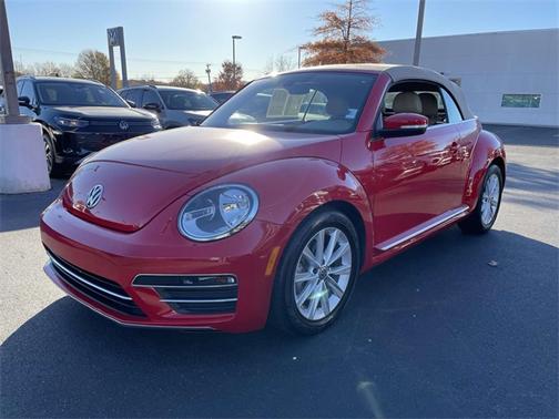 2019 Volkswagen Beetle 2.0T SE
