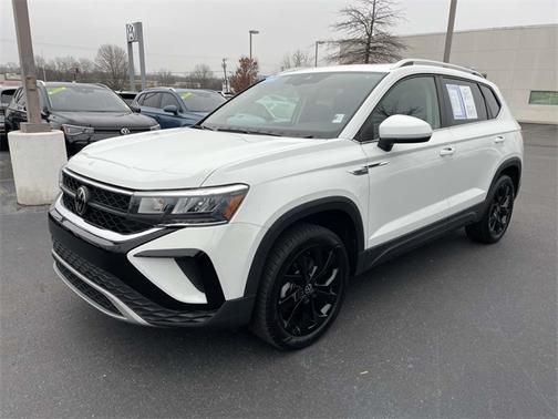 2023 Volkswagen Taos 1.5T SE