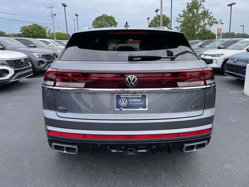 Platinum Gray Metallic 2025 Volkswagen Atlas Cross Sport 2.0T SEL Premium R-Line