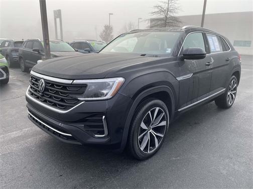 2025 Volkswagen Atlas Cross Sport 2.0T SEL Premium R-Line