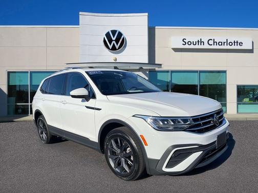 Pure White 2022 Volkswagen Tiguan 2.0T SE