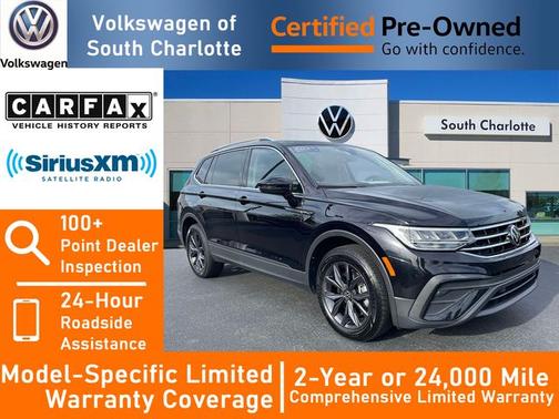 Deep Black Pearl Effect 2023 Volkswagen Tiguan 2.0T SE