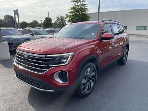 Aurora Red Metallic 2024 Volkswagen Atlas 2.0T SE w/ Technology