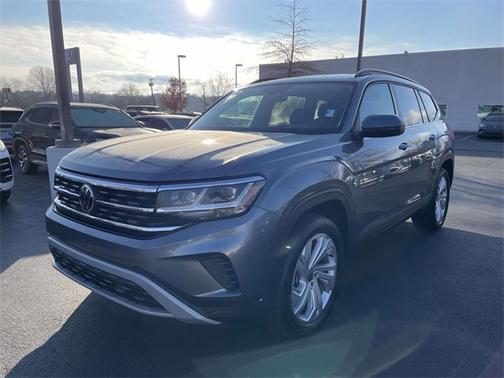 2023 Volkswagen Atlas 2.0T SE w/ Technology