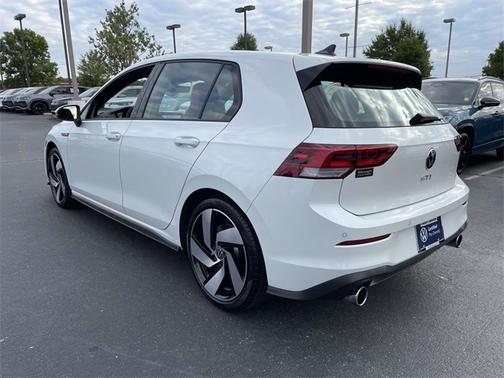 2022 Volkswagen Golf GTI 2.0T SE