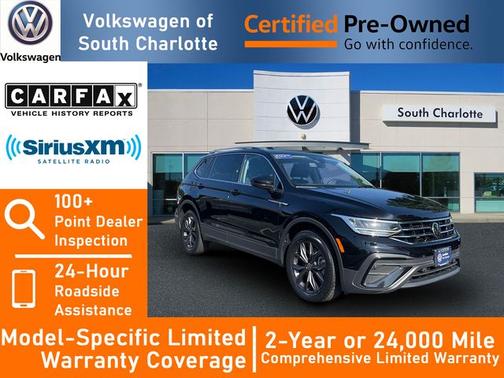 Deep Black Pearl Effect 2023 Volkswagen Tiguan 2.0T SE